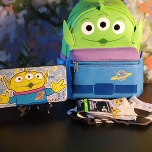 Loungefly pizza planet mini.backpack and exclusive cardholder